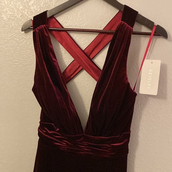 Revelry Bridesmaid Dress, NWT, burgundy, size 8 - Picture 2 of 14